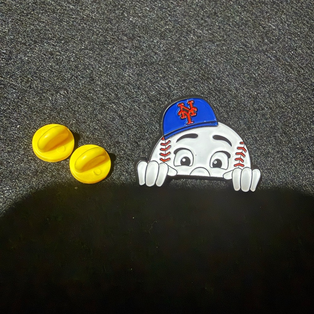 New York Mets Mr. Met Pin